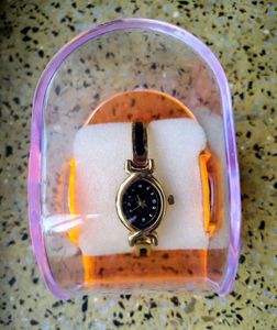 NEW Elegant Women's Watch