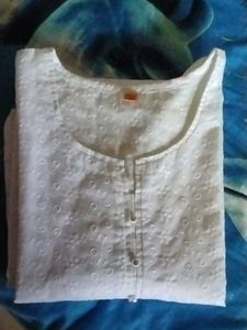 Chikankari White cotton Kurti
