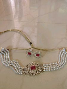 Pearl Choker Necklace and Earrings Set