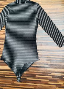 Mock Neck Slim Striped Body Suit