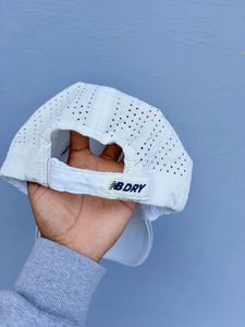 💯 og unisex New Balance White Cap