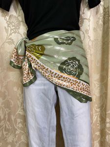 Elegant Green Floral scarf