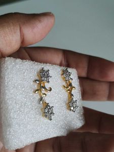 Elegant Floral Stud Earrings