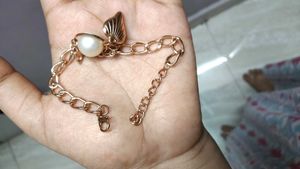 Elegant Pearl Chain Bracelet