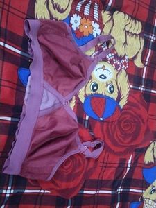 Comfortable Maroon/ wine trylo ALPABra