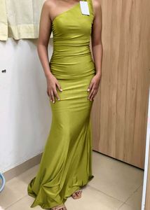 Elegant Olive Green One-Shoulder Maxi Dress
