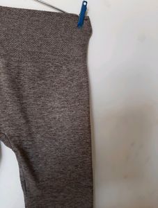 High Waisted Gym Tights  Stretchable &amp; Comfortable