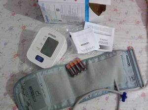 automatic blood pressure monitor