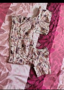 Unique Floral Print Blouse