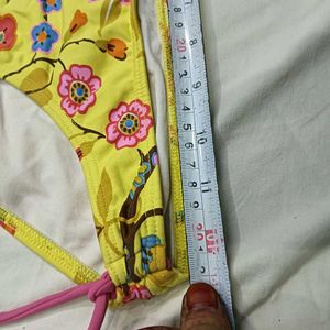 Vibrant❤️‍🔥 Floral Bikini Bottoms
