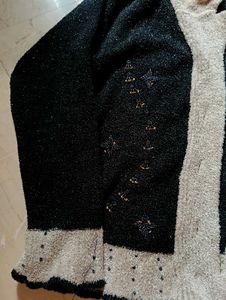 Stylish Women's Black &amp; Tan Cardigan
