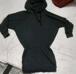 Very Beautiful N Comfortable Woolen Hoddie