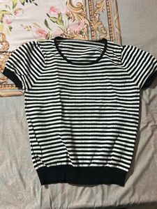 Chic Striped Short Sleeve Top