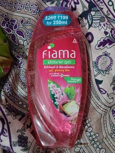 Fiama Shower Gel - Patchouli & Macadamia