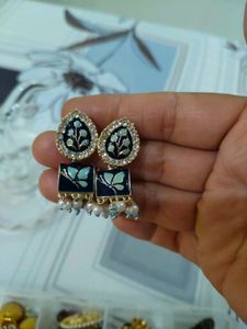 Exquisite Butterfly & Floral Earrings