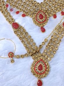 Beautiful Bridal Dulhan Jewellery Set