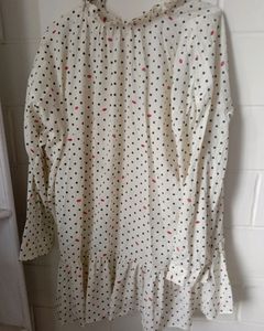 Chic Polka Dot & Lip Print Blouse