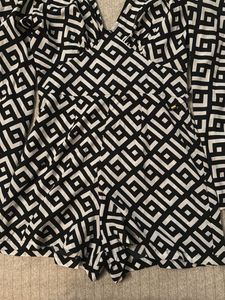 Chic Black &amp; White Geometric Print jumpsuit