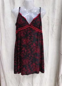 WOMEN’S THRIFT CLOTHING BULK LOT – 100+ PIECES