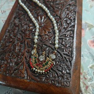freshwater pearl necklace with stone pendant