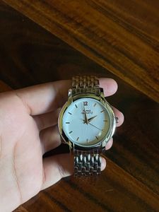 Elegant HMT Quartz Watch