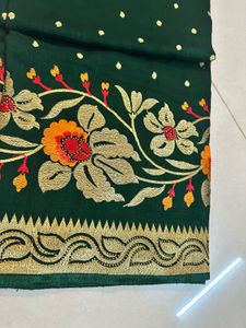 Stunning Emerald Green Saree with Blouse