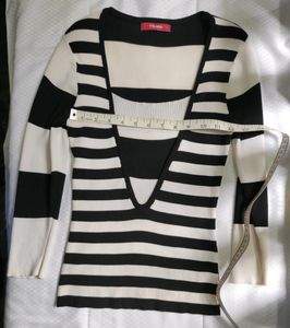 Black And White Striped Deep V-neck Top