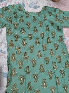 Stylish Paisley Print Kurta