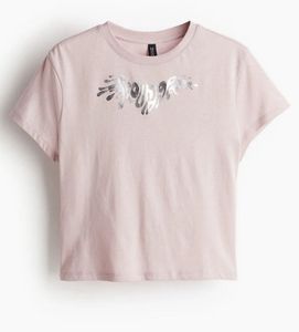 H&M Stylish Cropped Graphic T-Shirt