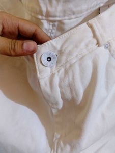 Brand New Knee Length White Short For Women