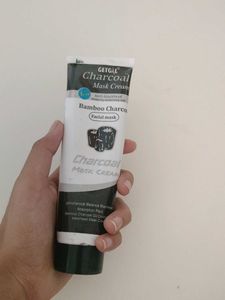GETGAL Charcoal Mask - New