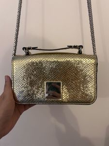 Chic Metallic Crossbody Bag - ZARA