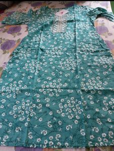 Floral Print Cotton Straight Kurti