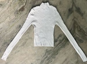 Sassafras Turtle neck white full sleeve ribbed top