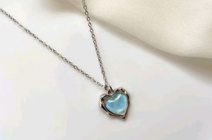 Necklace With Heart Pendent