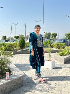 Teal Velvet Embroidered Kurta Set