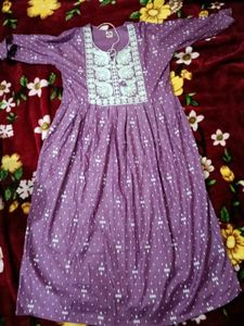 NEW Elegant Purple Embroidered Kurta
