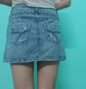 Distressed Y2k Mini Denim Skirt