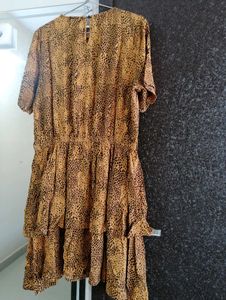 Animal Print Ruffle Dress m to xl