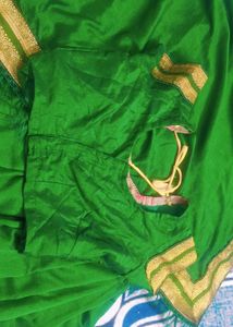 Green &amp; Gold Saree With blouse
