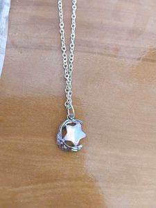 5 Unused Pendents (NEW)