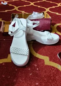 Chic White Platform Sandals
