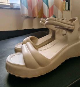 Lifestyle Nude Platform Sandals