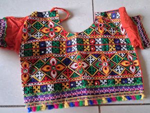 Girls Kacchi work Choli set