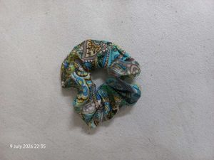 Boho Floral Print Scrunchie