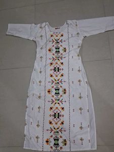 White Embroidered Kurta