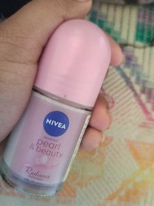 Nivea Pearl &amp; Beauty Deodorant