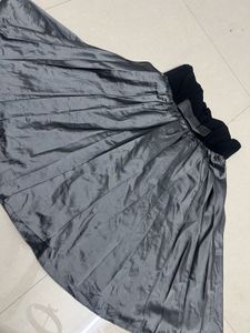 Elegant Grey Skirt