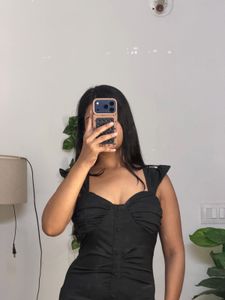 Chic Black Ruched Bodycon Dress