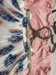 Puff-Sleeve Tee + Floral Pleated Skirt